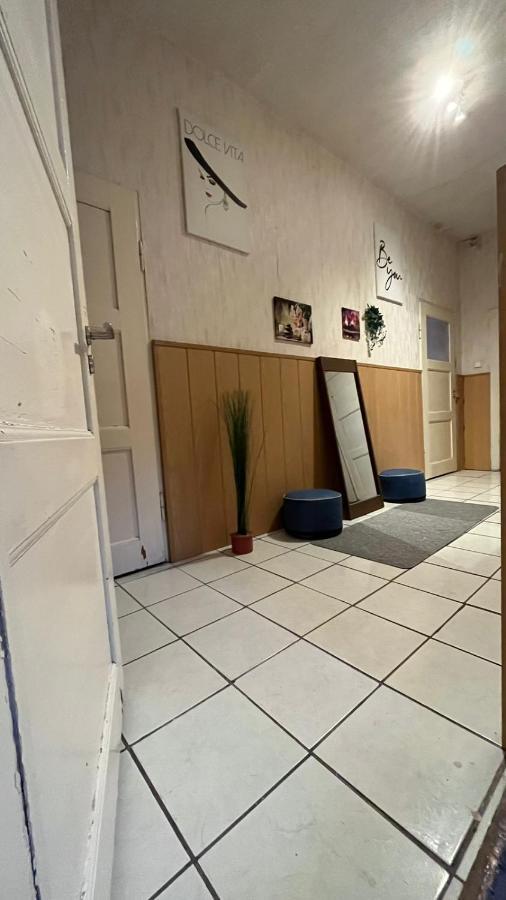 Monteure, Ganzes Haus, Schwarzheide, Haus 1 Διαμέρισμα Εξωτερικό φωτογραφία